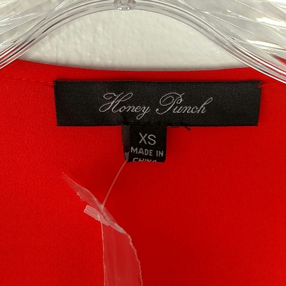 Honey Punch Coral long sleeve dress - Picture 3 of 7